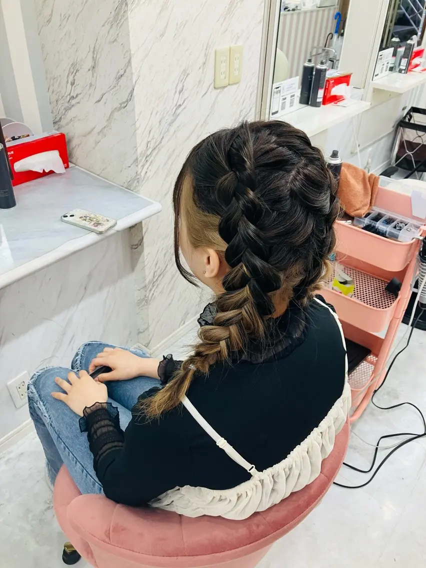 ヘアアレンジ eyelash 大正のマツエク・マツパデザイン