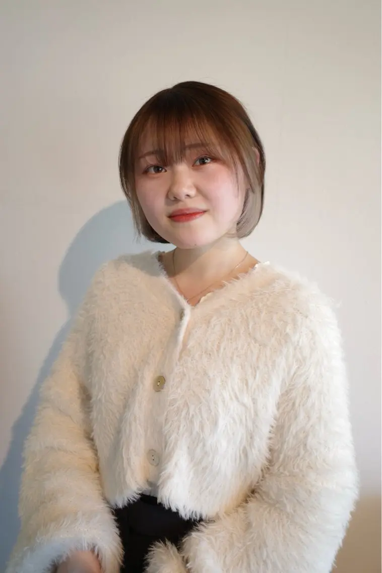 ショート カラー ベージュカラー インナーカラー カット ヘアカラー 安藤 結花のヘアスタイル