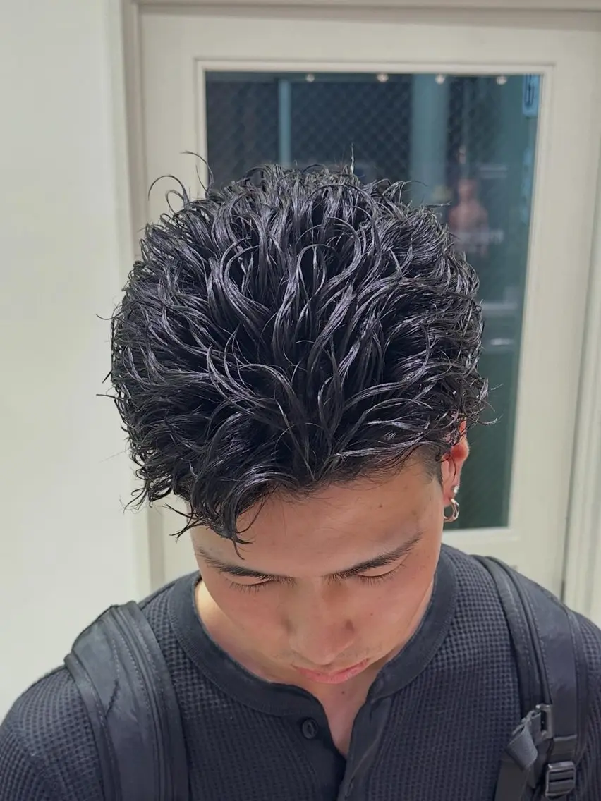 ショート パーマ カット パーマ トリートメント パーマ特化美容師🔥 フジモト ライのヘアスタイル