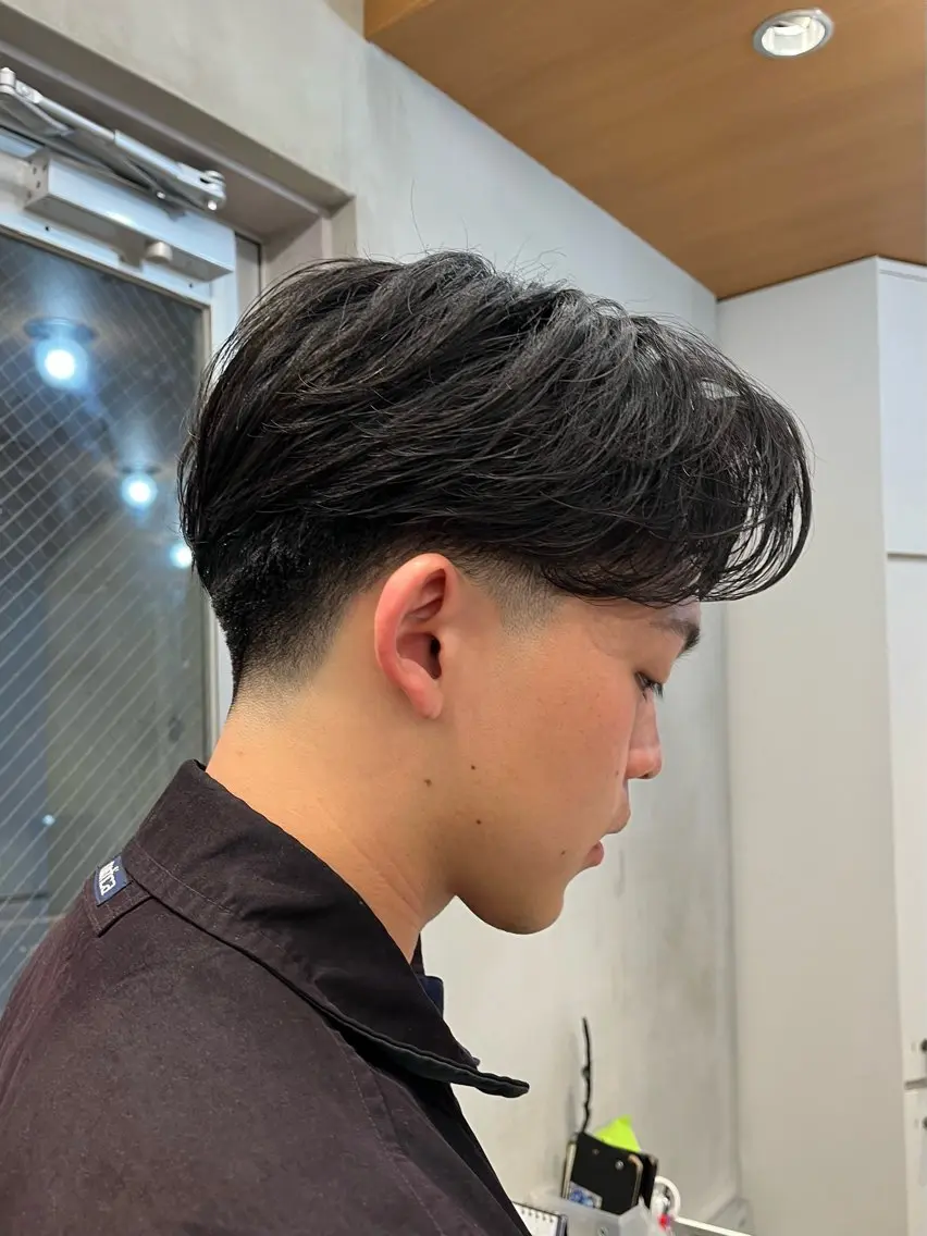 ショート パーマ メンズ 小菅 凌那のヘアスタイル