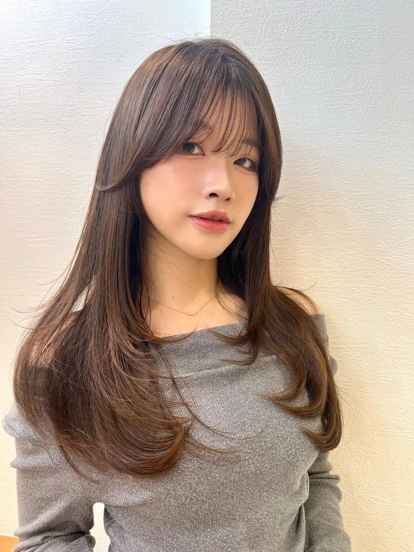 セミロング カット ヘアカラー 縮毛矯正 トリートメント 🤍レイヤー/ 縮毛矯正🖤菊池瑛士のヘアスタイル