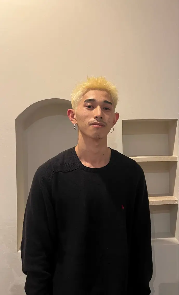カラー メンズ メンズブリーチ ブリーチ 抜きっぱなしブロンド 野呂 育摩のヘアスタイル