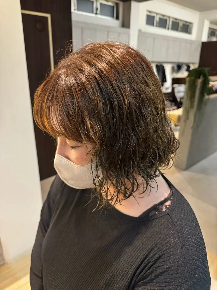 ショート パーマ 八木 佑菜のヘアスタイル