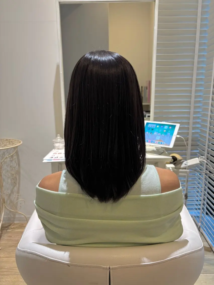 ミディアム カラー 黒髪 ブルーカラー ブルーブラック カット ヘアカラー きづな 🌷のヘアスタイル