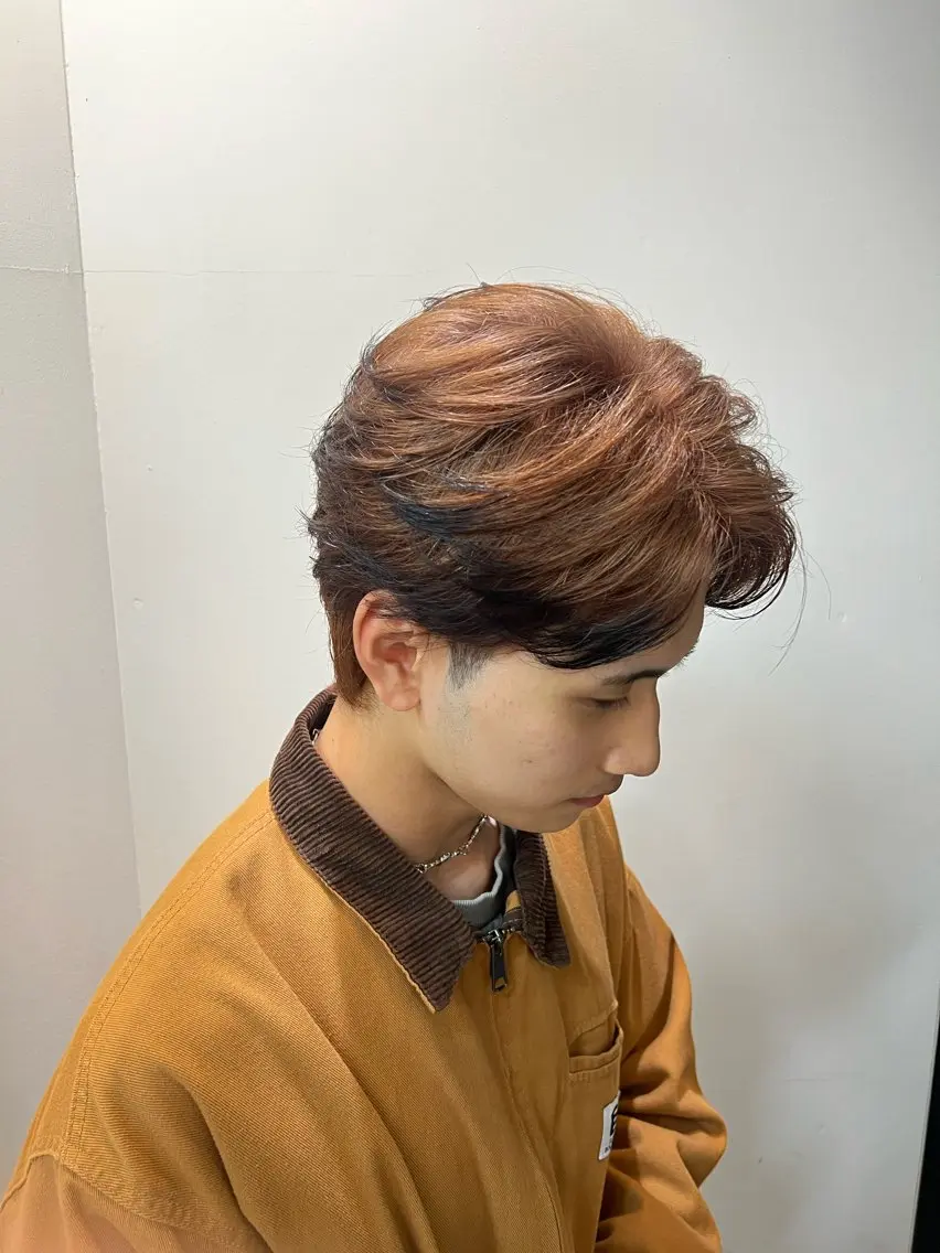 カラー メンズ カット ヘアカラー トリートメント ダブルカラー寒色系 ボリューム改善ハヤトのヘアスタイル