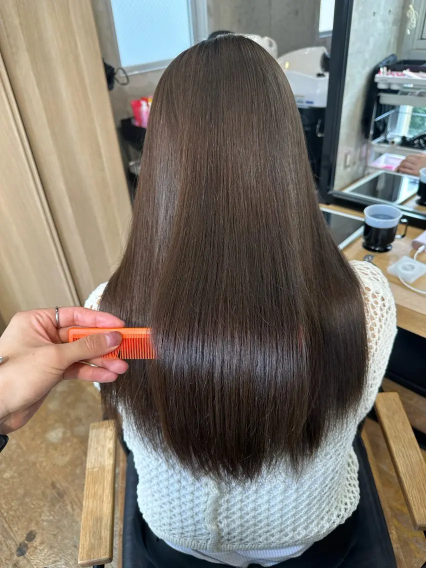 ロング カラー アディクシーカラー ブリーチ ケアブリーチ ダブルカラー イヤリングカラー DAIKIベージュ 🍂レイヤーカットのヘアスタイル