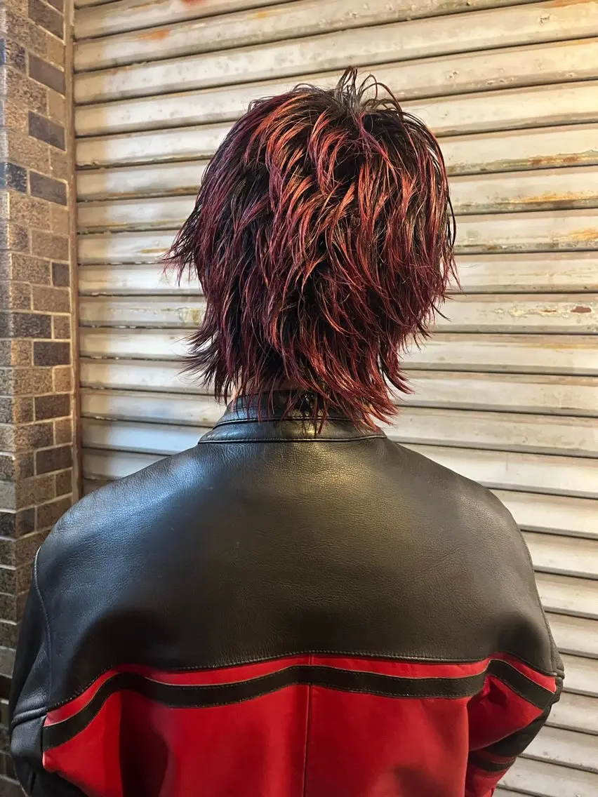 ショート モモセ ユメトのヘアスタイル
