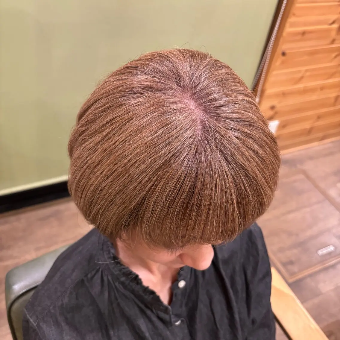 ショート カラー Ecre hair SARAのヘアスタイル
