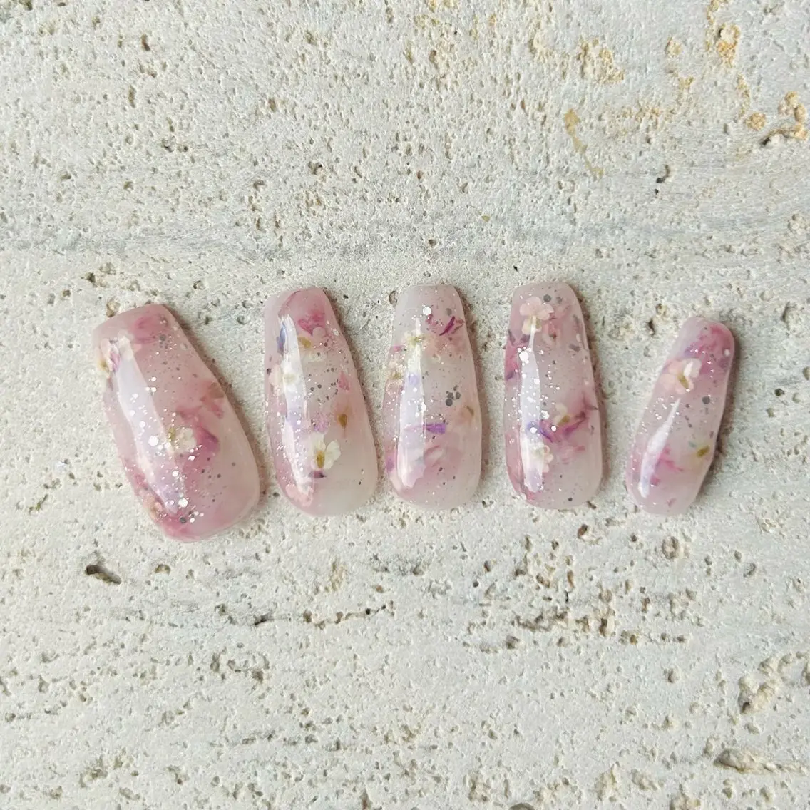 ネイル Lily nailのネイルデザイン