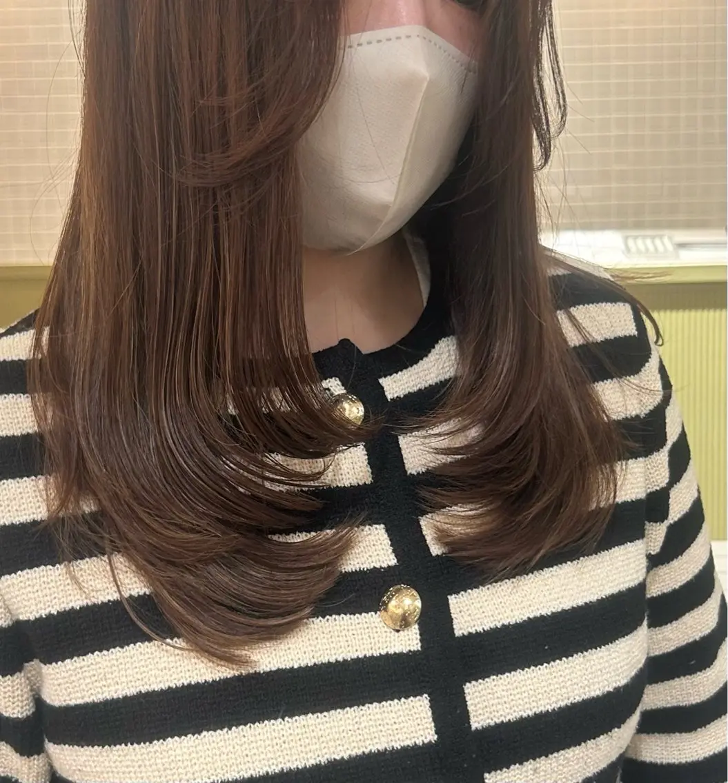 ロング レイヤーカット 🤍アヤナ / emme🤍のヘアスタイル