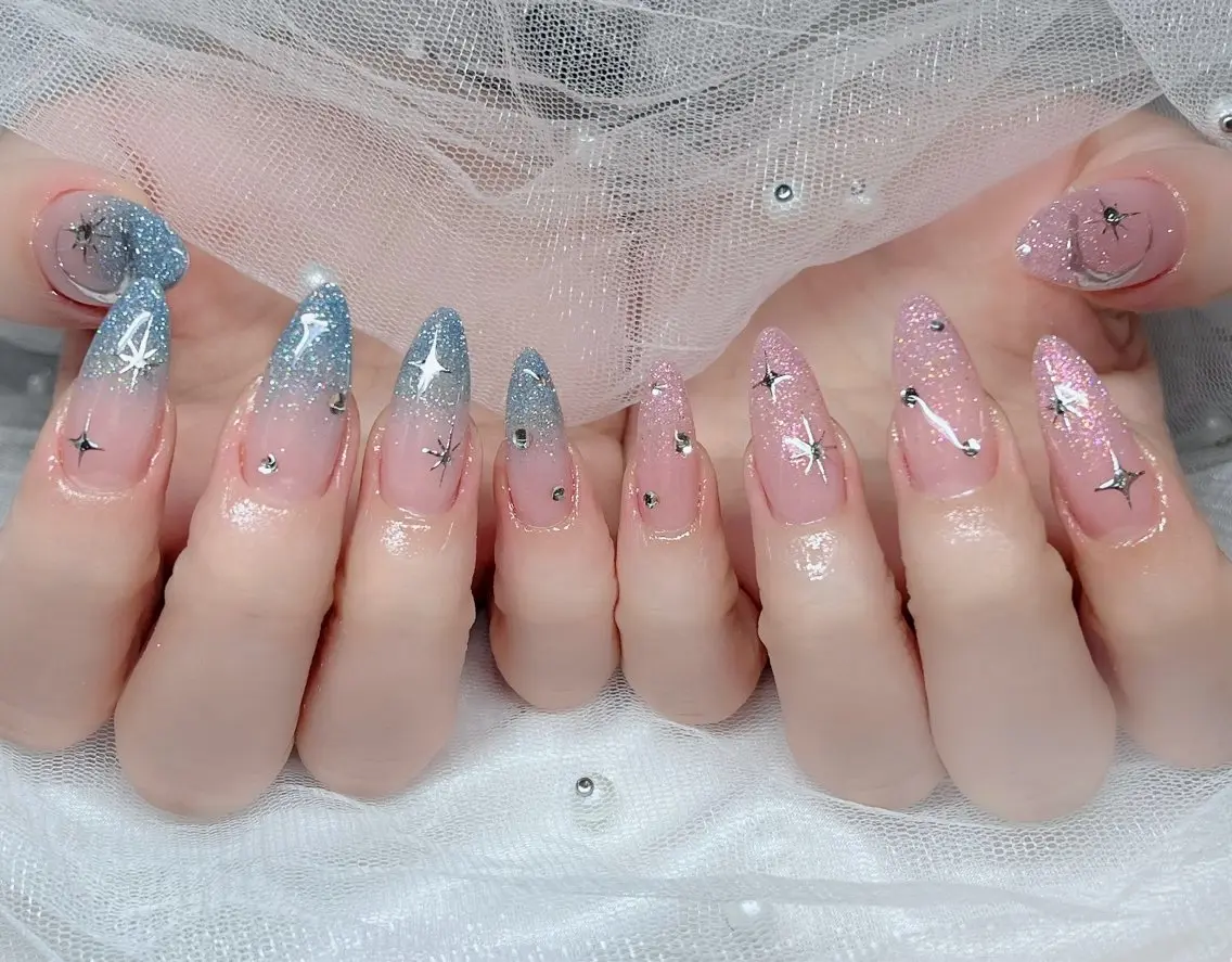 ネイル 🎀PG🩵 ネイルサロンのネイルデザイン