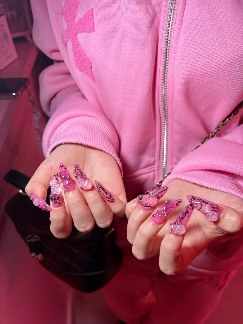 ネイル ハンドネイル ハンドケア Rits Nail 👽HARUTOのネイルデザイン