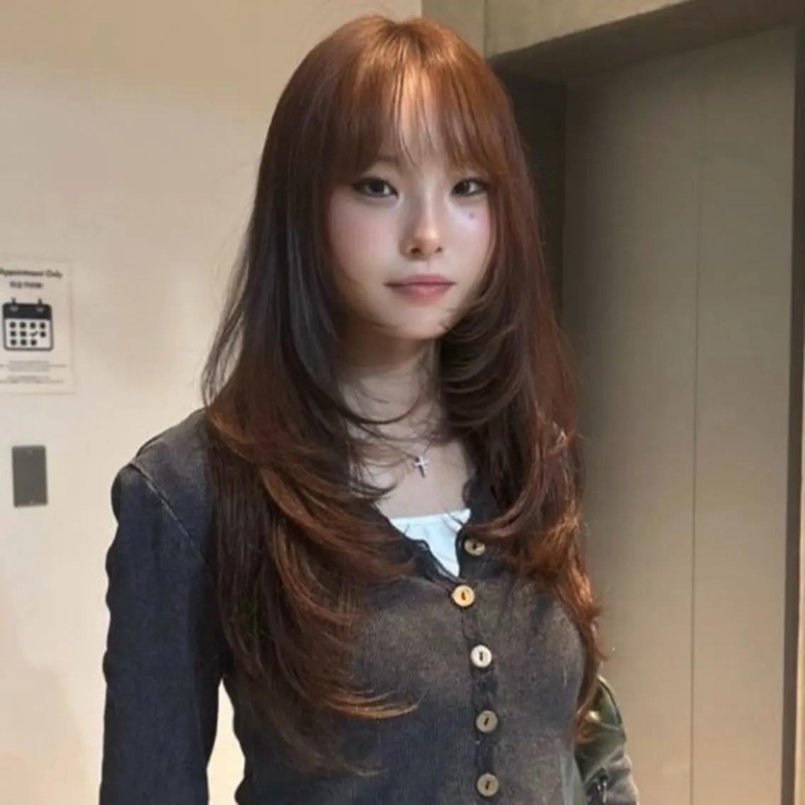 ロング 艶髪カラー・縮毛矯正 ・レイヤーAsunaのヘアスタイル