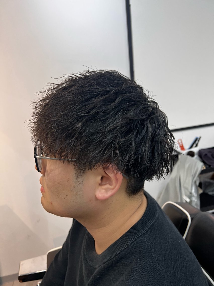 メンズ カット パーマ 毛流れ矯正支持率 No.1🔥瀬川竜生のヘアスタイル