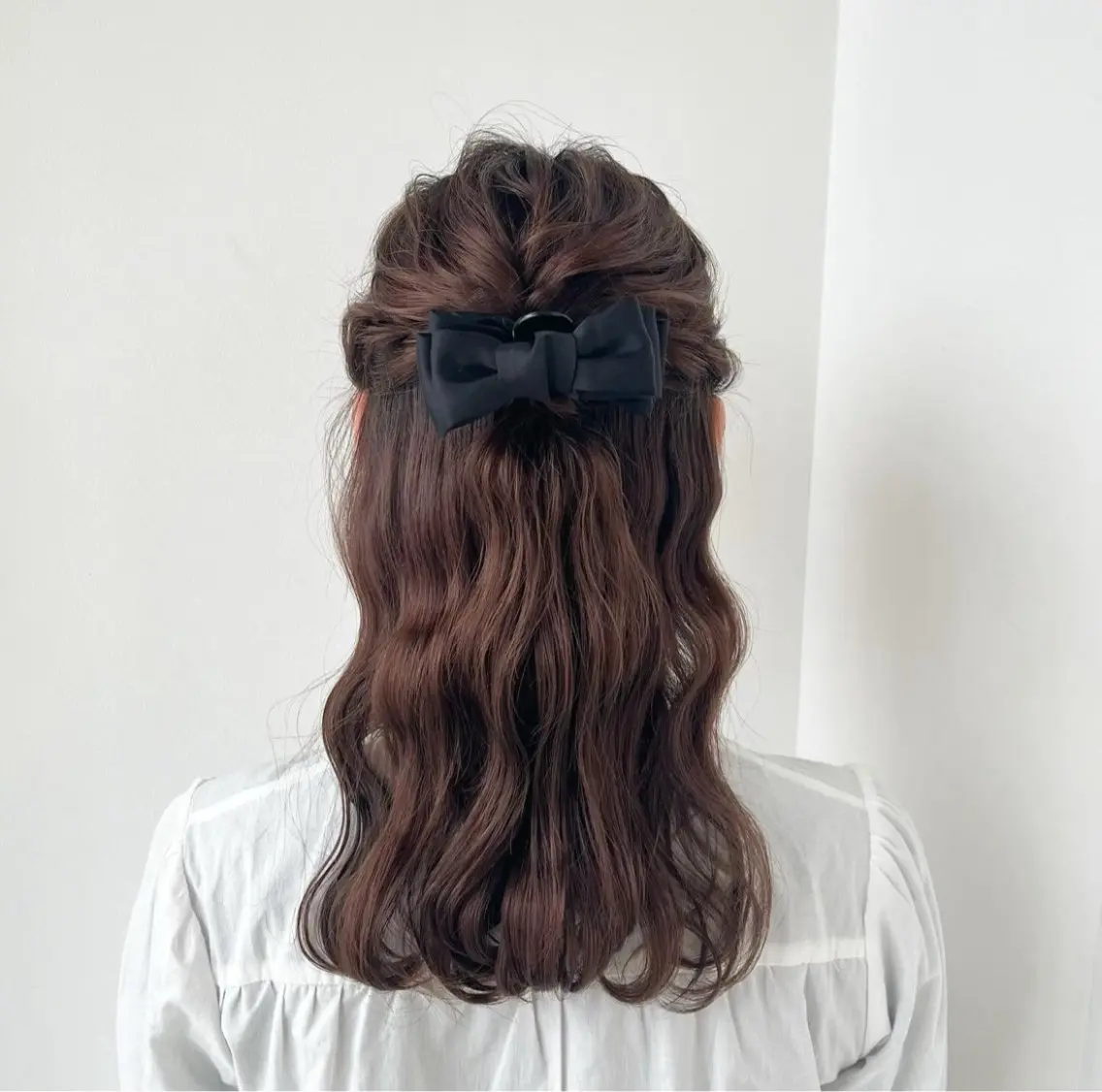 セミロング ヘアアレンジ ハーフアップ 結婚式・ブライダル ヘアセット エクステ/ハイトーン /HARUNAのヘアスタイル