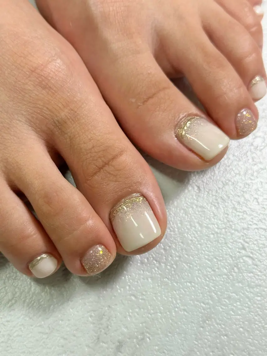 ネイル フットネイル ニュアンスネイル Nail salon Genieのネイルデザイン