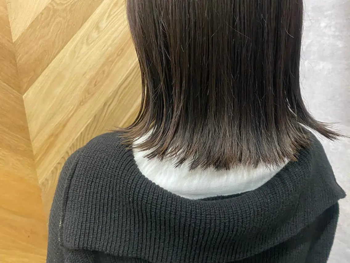 ミディアム カラー ベージュカラー ブリーチ ブリーチなしカラー オリーブベージュ 柔らかカラー🥛 mayucoのヘアスタイル