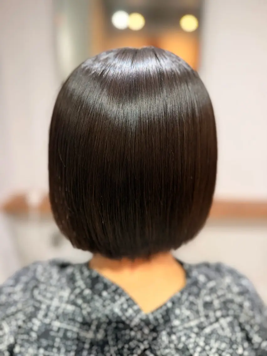 ショート 縮毛矯正 手話/耳が聞こえない 🦻🏻/山本しずほのヘアスタイル