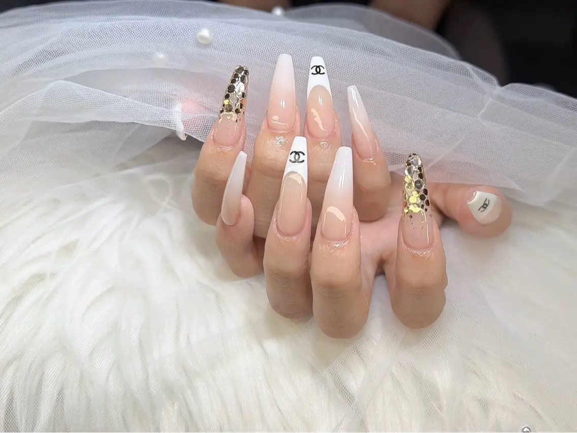 ネイル ハンドネイル Ami Nailsのネイルデザイン