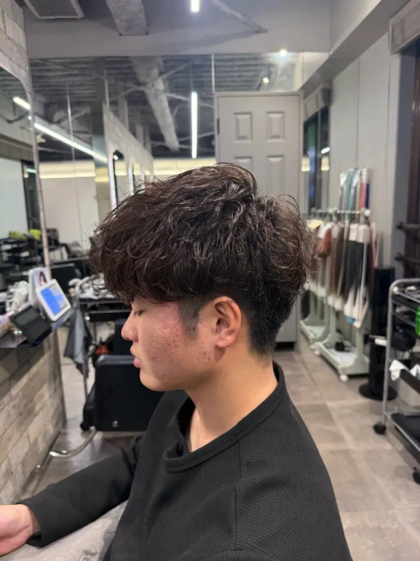 ショート パーマ メンズ fan.ray🦖 髙橋翔一のヘアスタイル