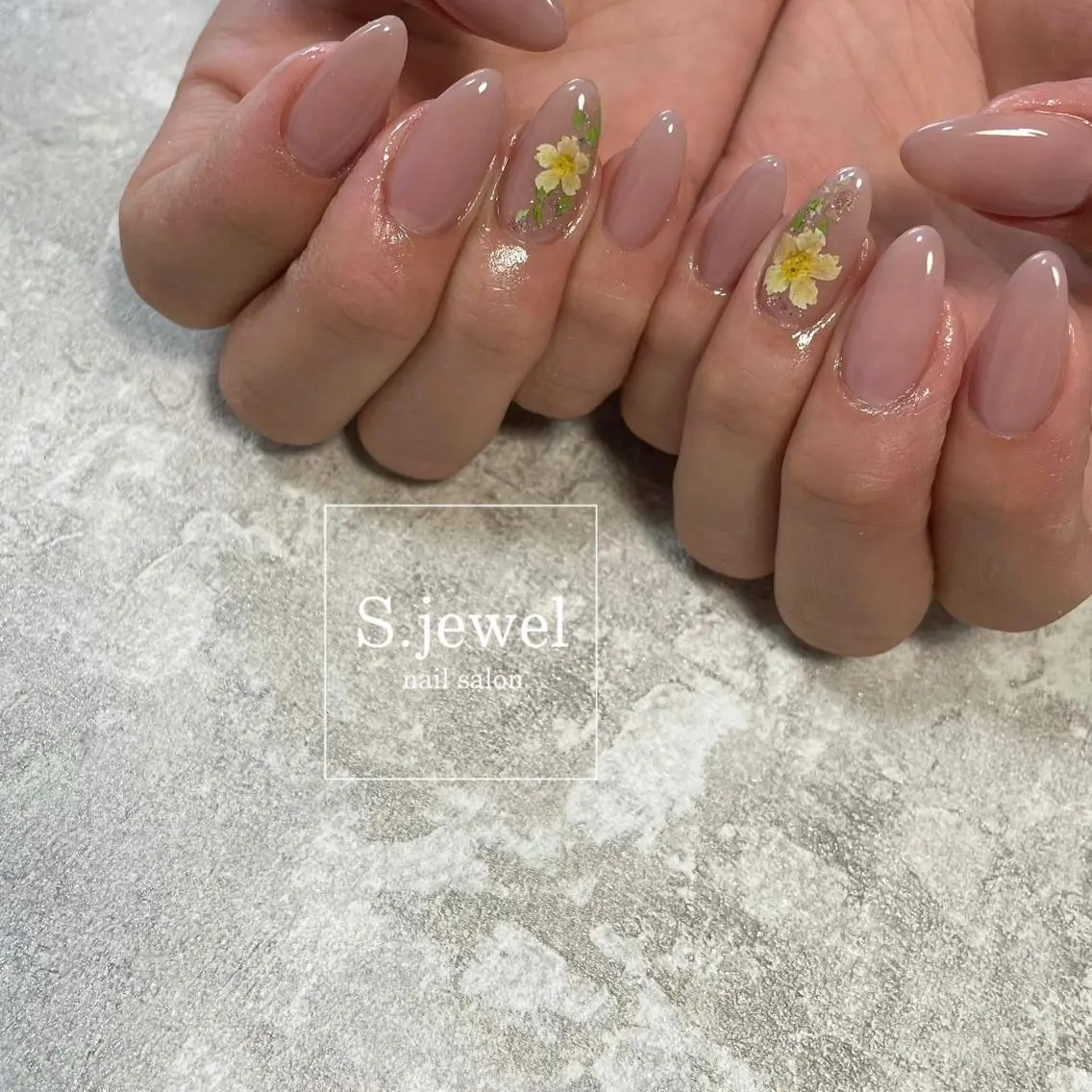ネイル S. JEWELのネイルデザイン