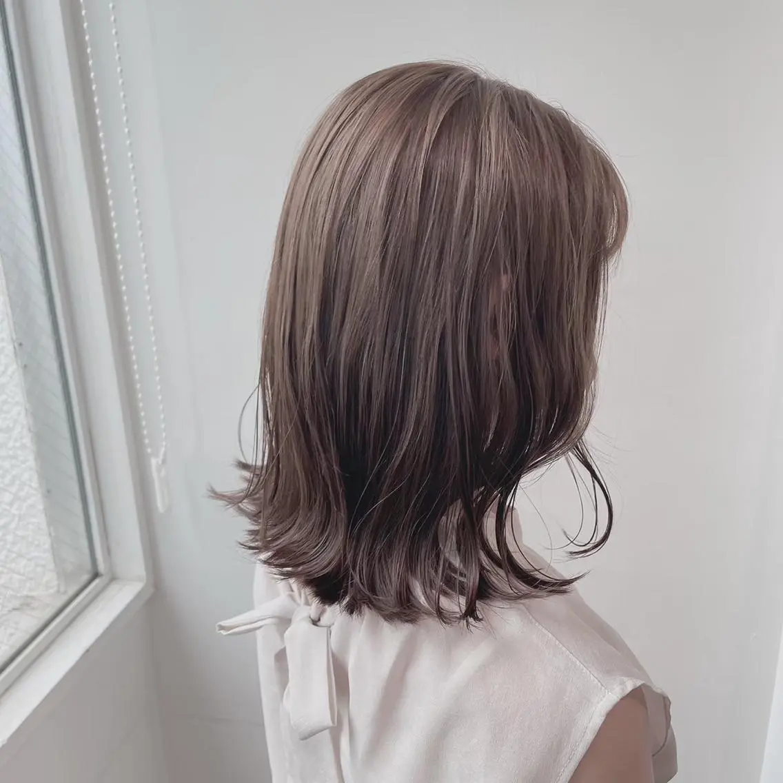 ミディアム カラー センターパート特化 井上健太のヘアスタイル