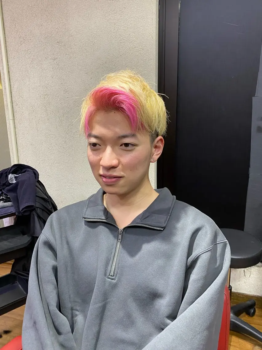 ミディアム カラー メンズ ミストバング フェイスフレーミング メンズ特化 岸本 阪急六甲サロンドロイのヘアスタイル
