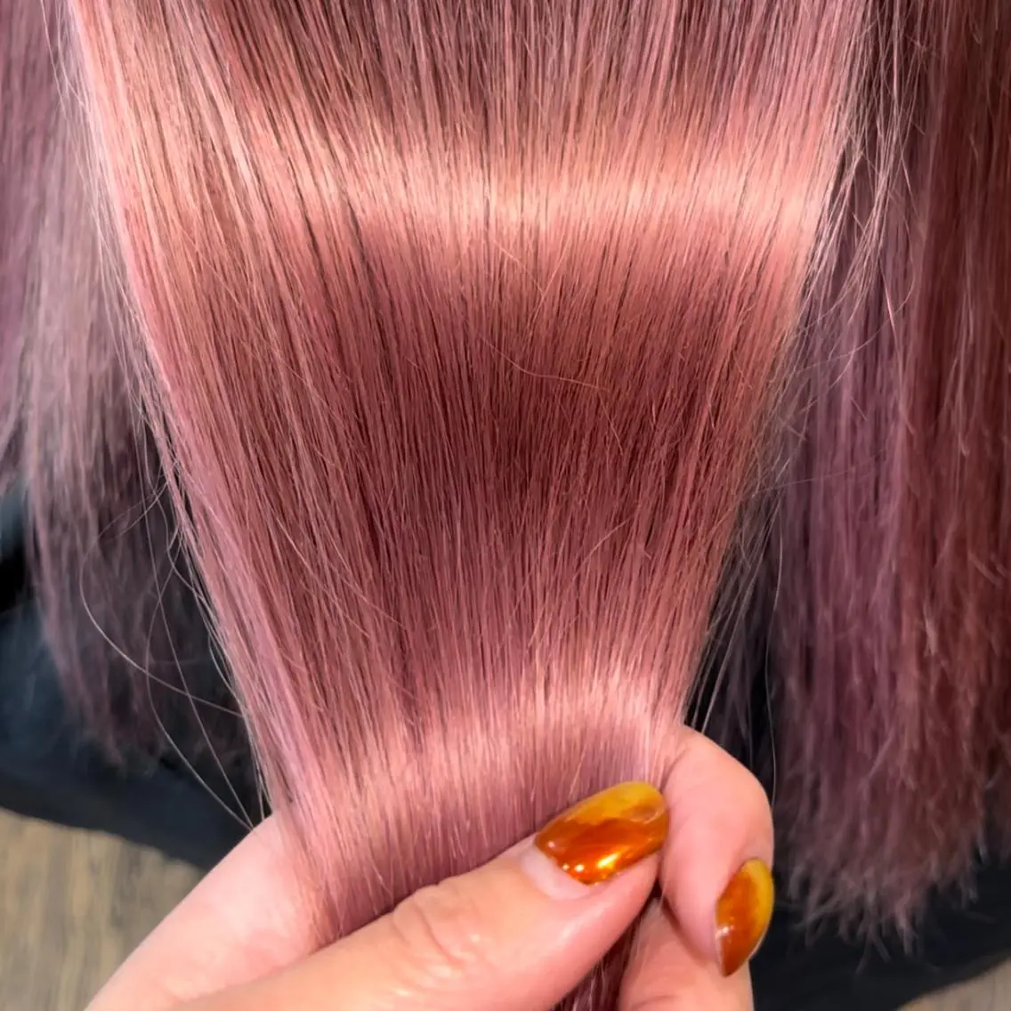 ロング カラー 中村 友香のヘアスタイル