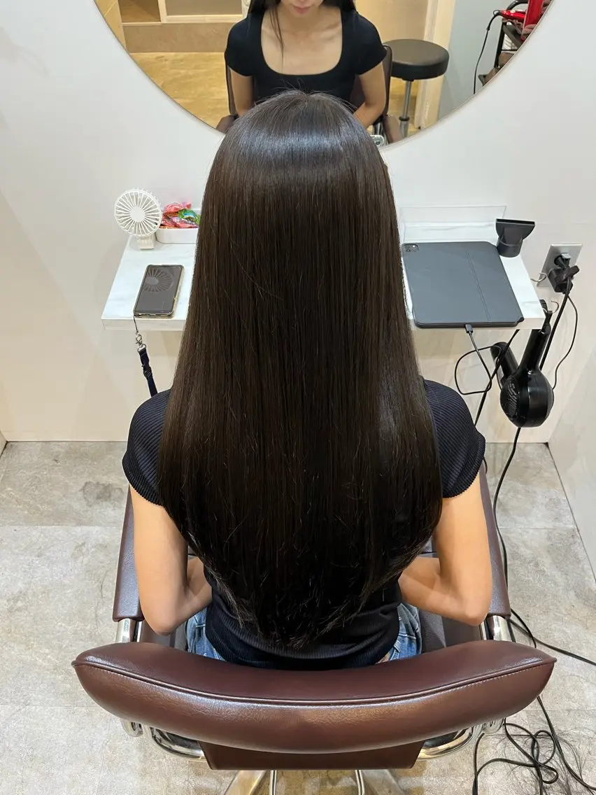 ロング カット ヘアカラー トリートメント 【髪質改善 艶髪】 布川 莉穂のヘアスタイル