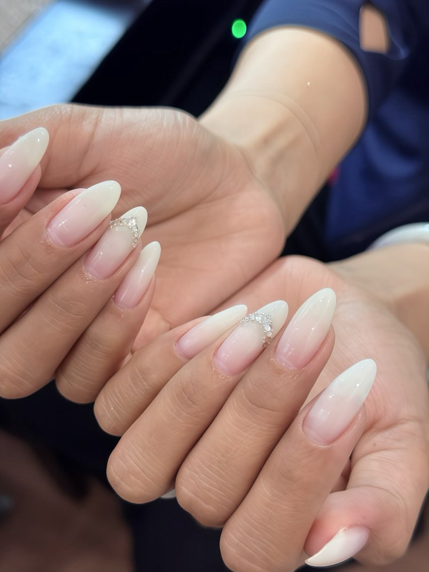 ネイル 長さ出し ジェルネイル 持ち込み ネイルチップ ハンドネイル Kaki ちゃんのネイルデザイン