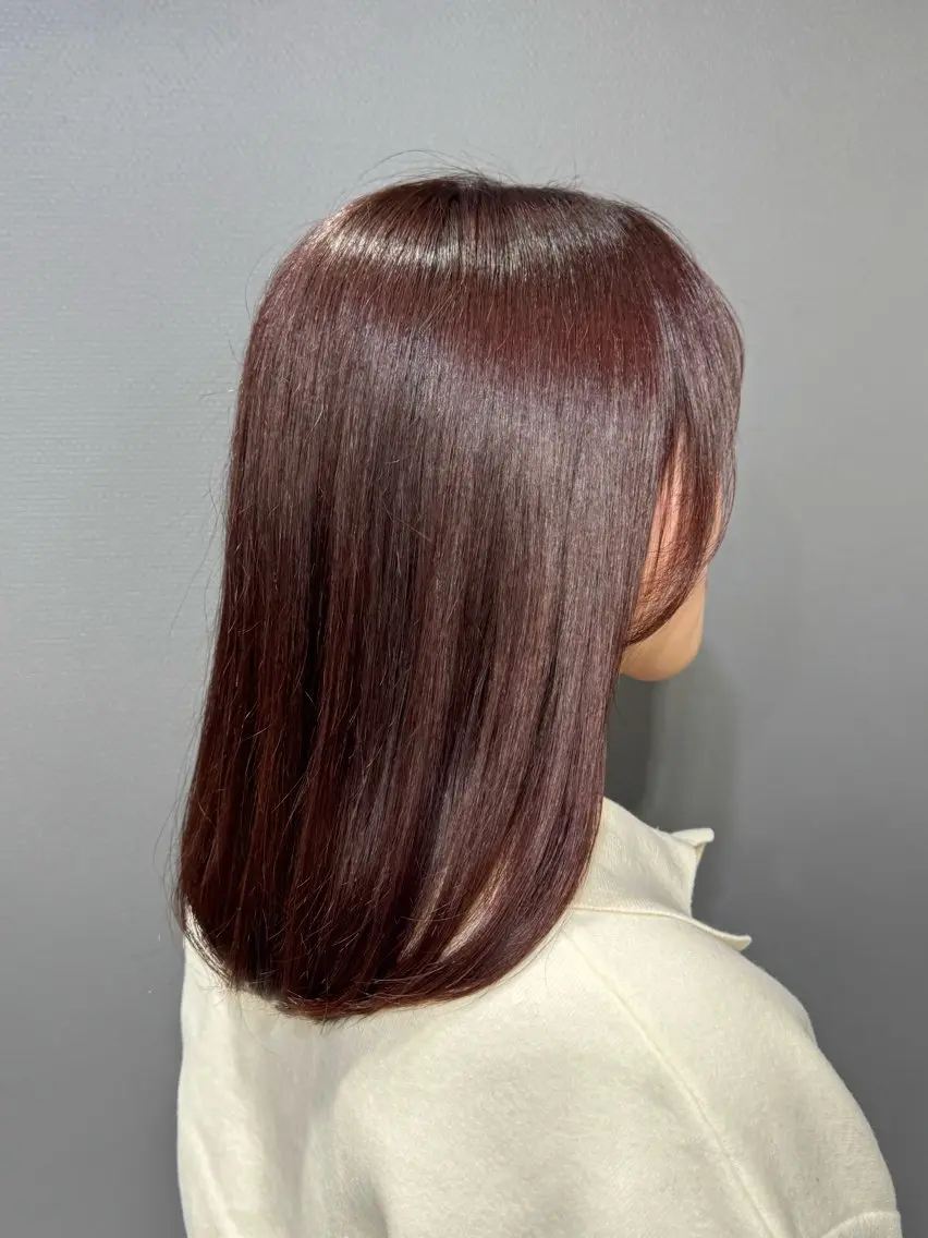 ミディアム カラー いとう まなのヘアスタイル