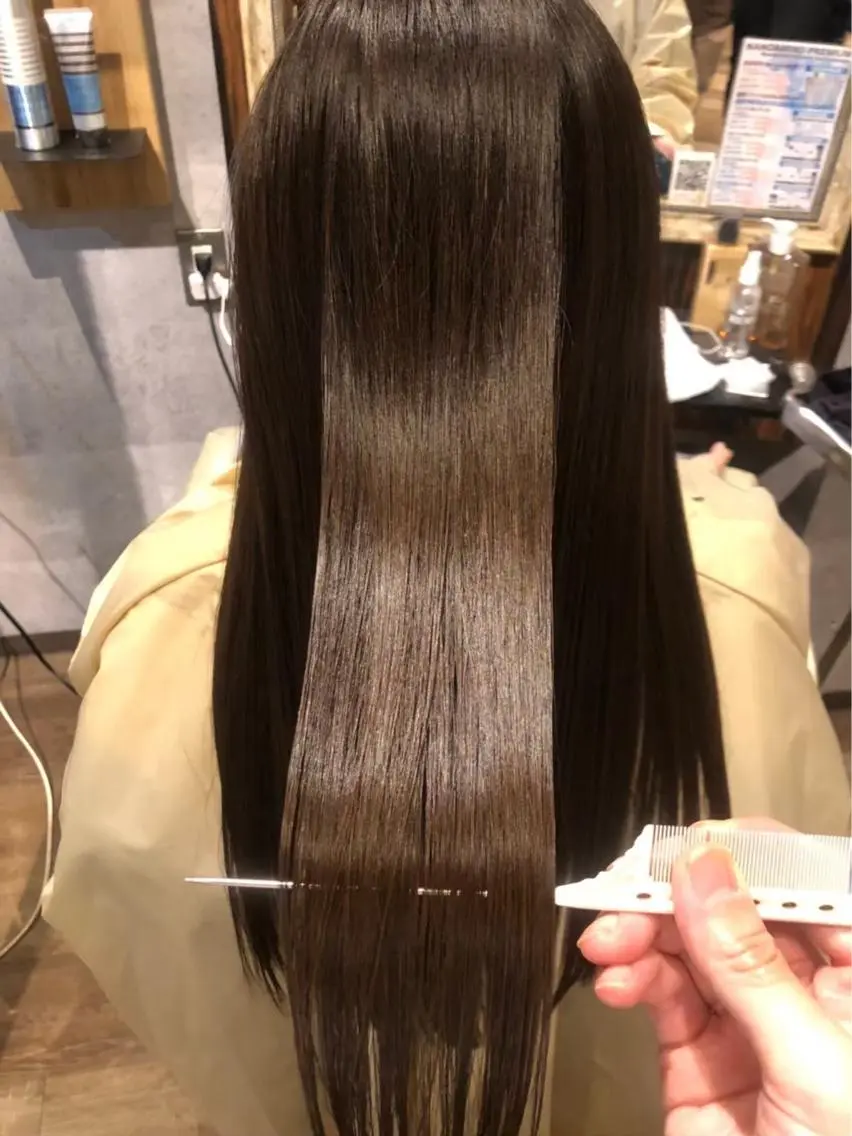 【髪のお悩み解決】✨カット+トリートメント✨【オージュア 4ステップトリートメント】💇♀️💆♀️の写真