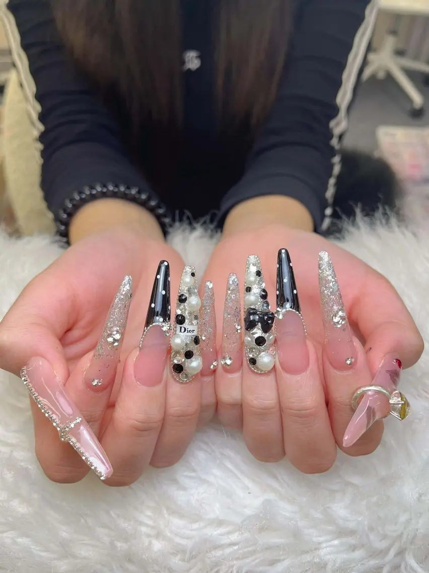 ネイル アートネイル 成人式 ジェルネイル ニュアンスネイル 夏ネイル ハンドネイル Jenn Nail Salonのネイルデザイン