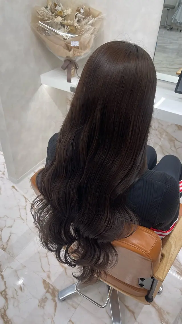 ロング SLASHスラッシュ 木下結月果のヘアスタイル