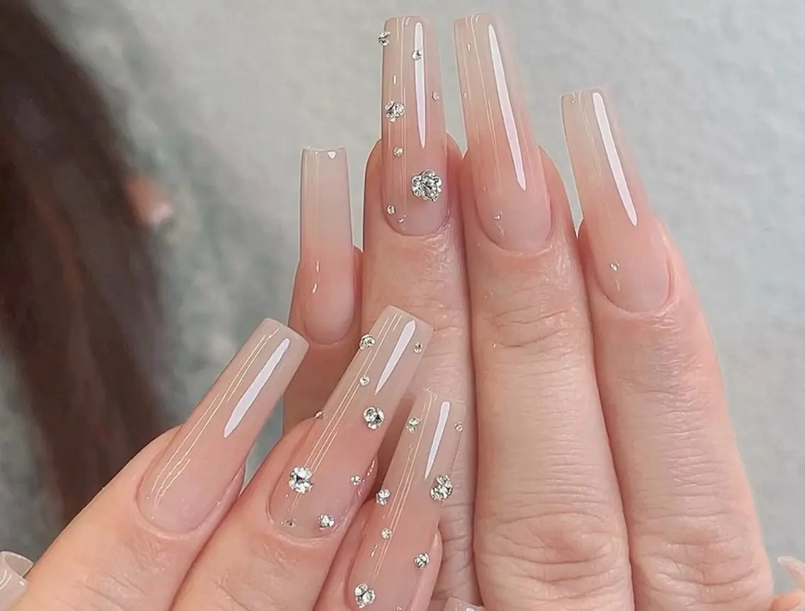 ネイル more glamのネイルデザイン