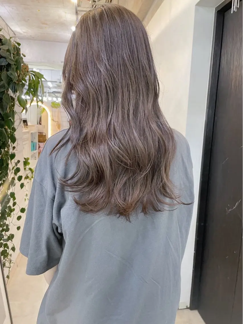 ミディアム カラー グレージュ カット ヘアカラー トリートメント GiseL 博多筑紫口店のヘアスタイル