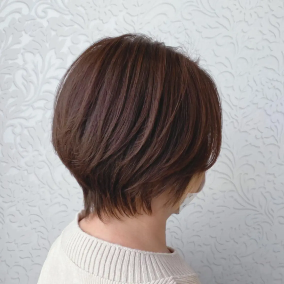 ショート 顔周りカット/透明感 カラー🤍大塚蛍のヘアスタイル