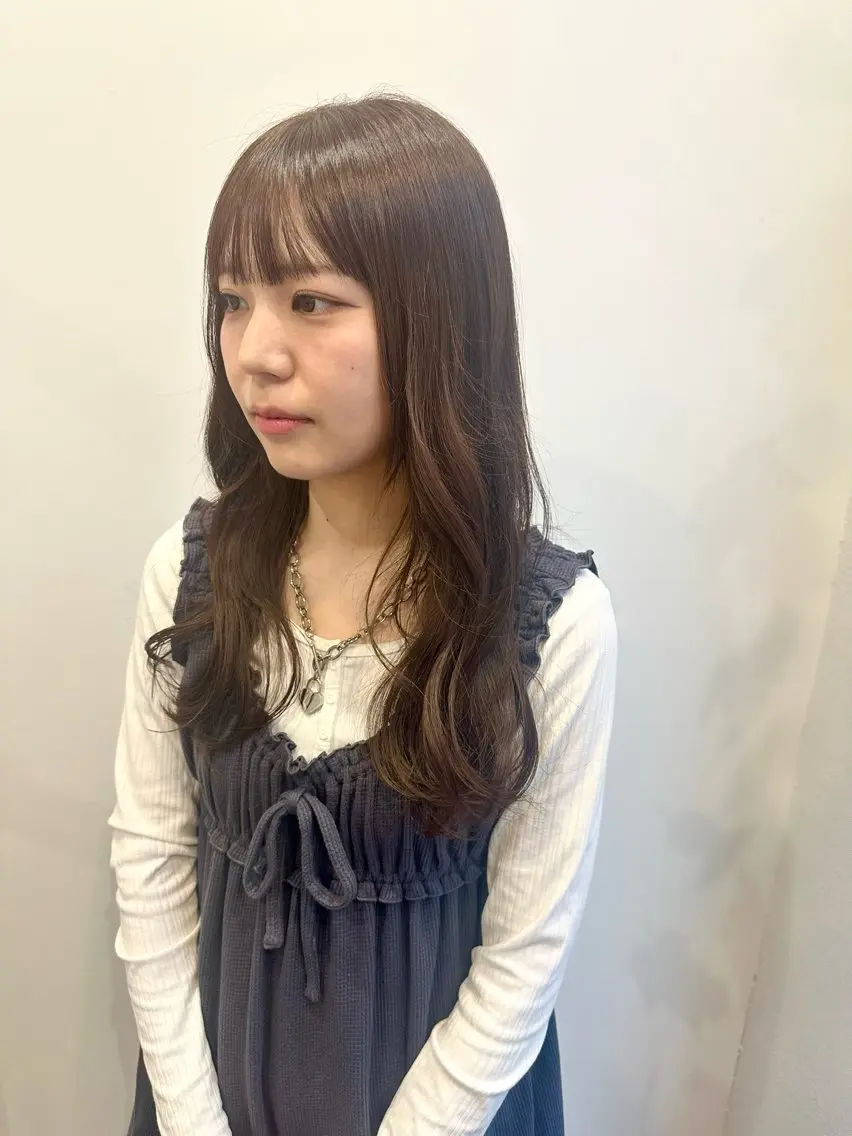 ロング カラー 西村 奈桜のヘアスタイル