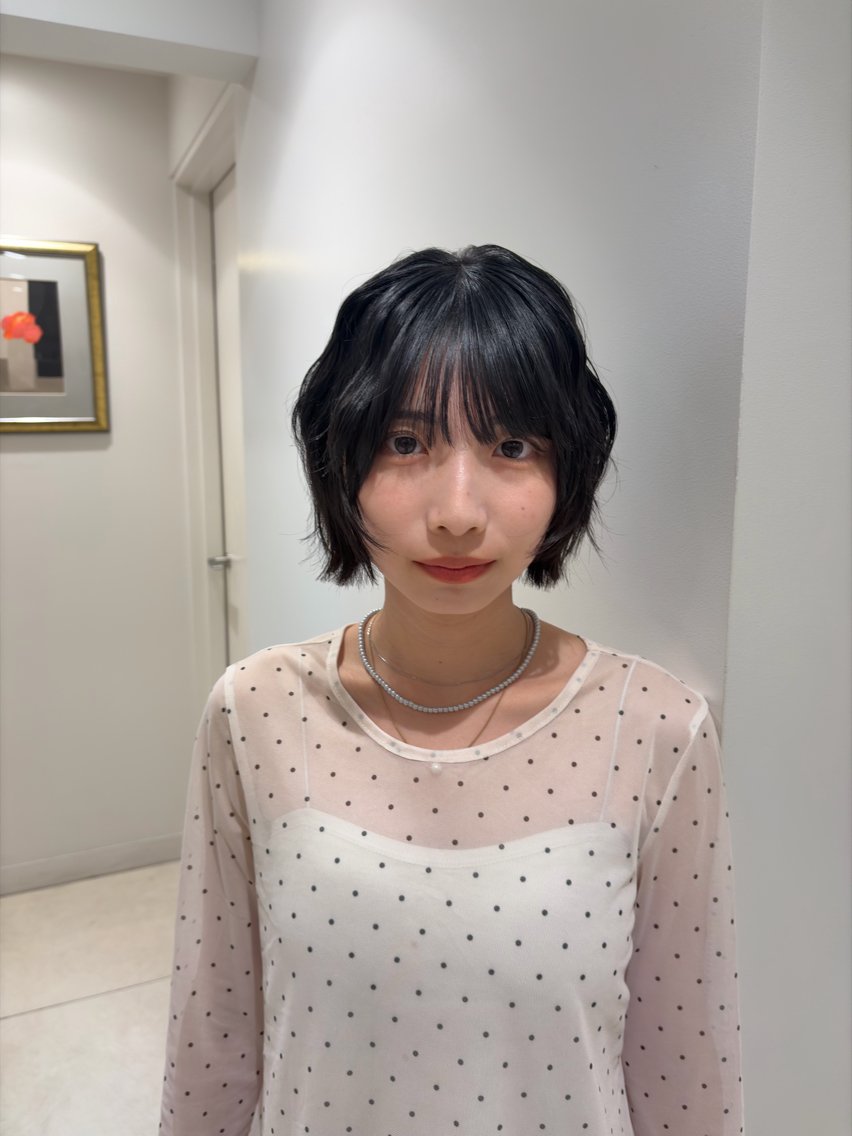 ショート すみれ🪽オリー ブ🌱レイヤーボブのヘアスタイル