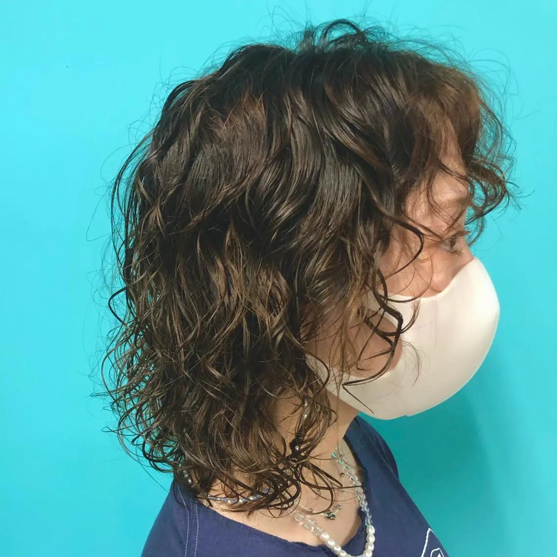 セミロング パーマ セミロングパーマ カット パーマ 透明感カラー レイヤー亀井唯登のヘアスタイル