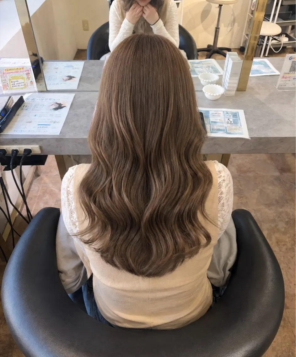 ロング 佐野 叶羽のヘアスタイル