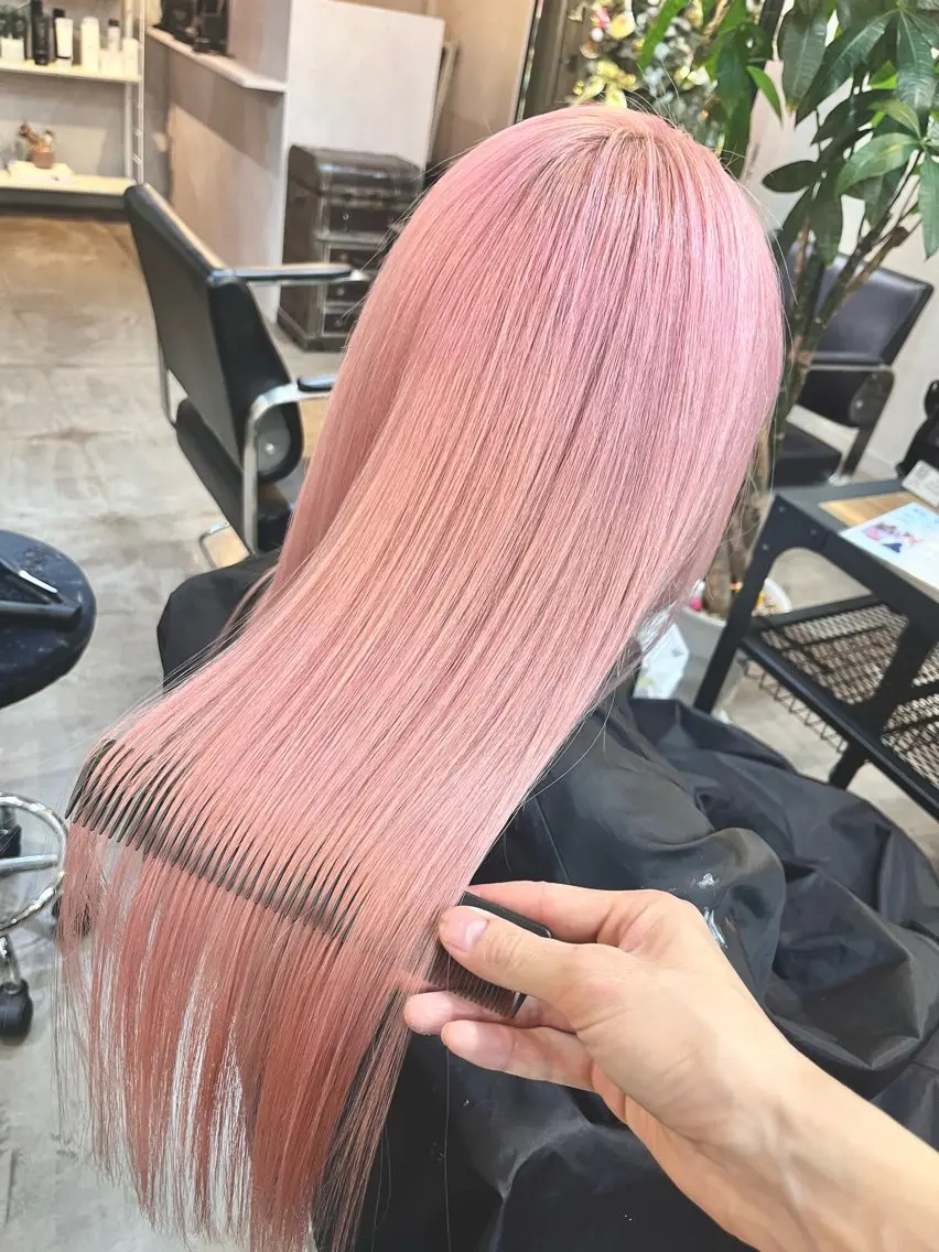🫧ケアブリーチ🫧ブリーチ＋カラー＋内部補修トリートメントの写真
