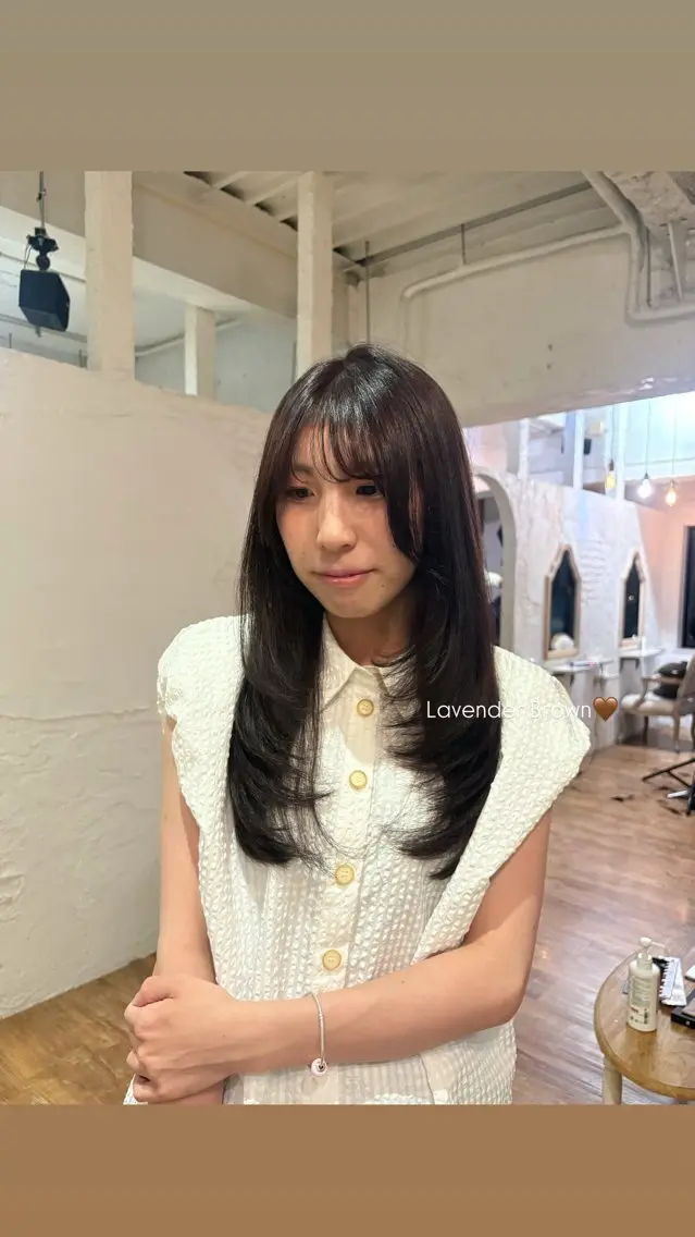 セミロング 韓国風ヘア レイヤーカット サトウ ヒナのヘアスタイル