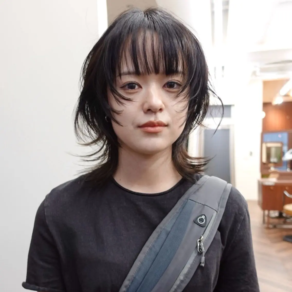 ショート カラー ブリーチ ブロンド ケアブリーチ 透明感カラー ダブルカラー レイヤー専門家 ダブルカラー修のヘアスタイル