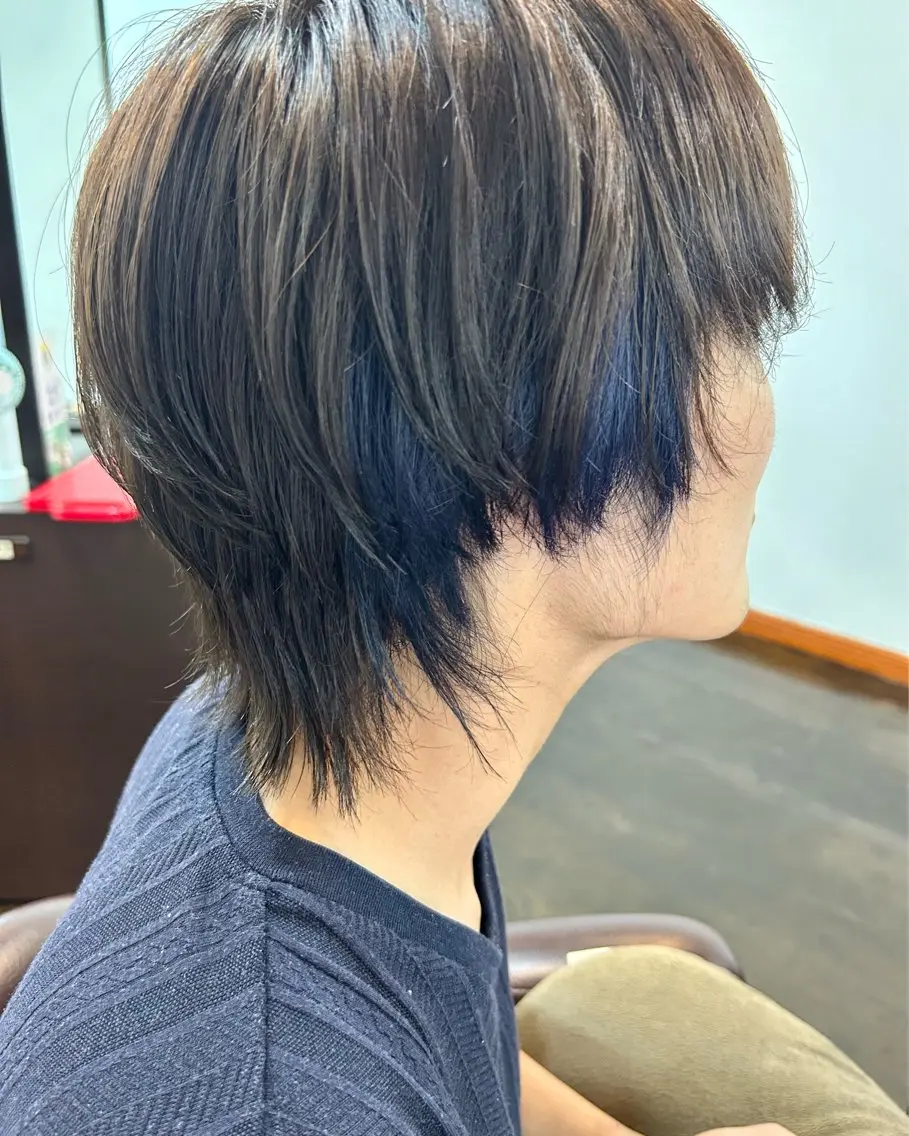 カラー アッシュ アッシュブラウン ブルーカラー ブルーバイオレット ブラウンカラー 坂本 瑞季 🤍 髪質改善のヘアスタイル