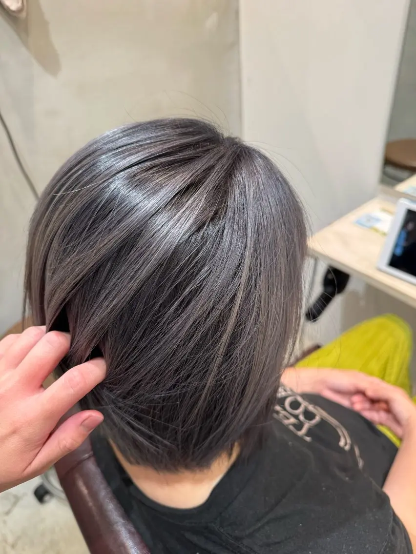 ショート カラー バレイヤージュ ベージュカラー ブリーチ ブロンド ケアブリーチ 洸　カラー特化/ 透明感/ボブのヘアスタイル