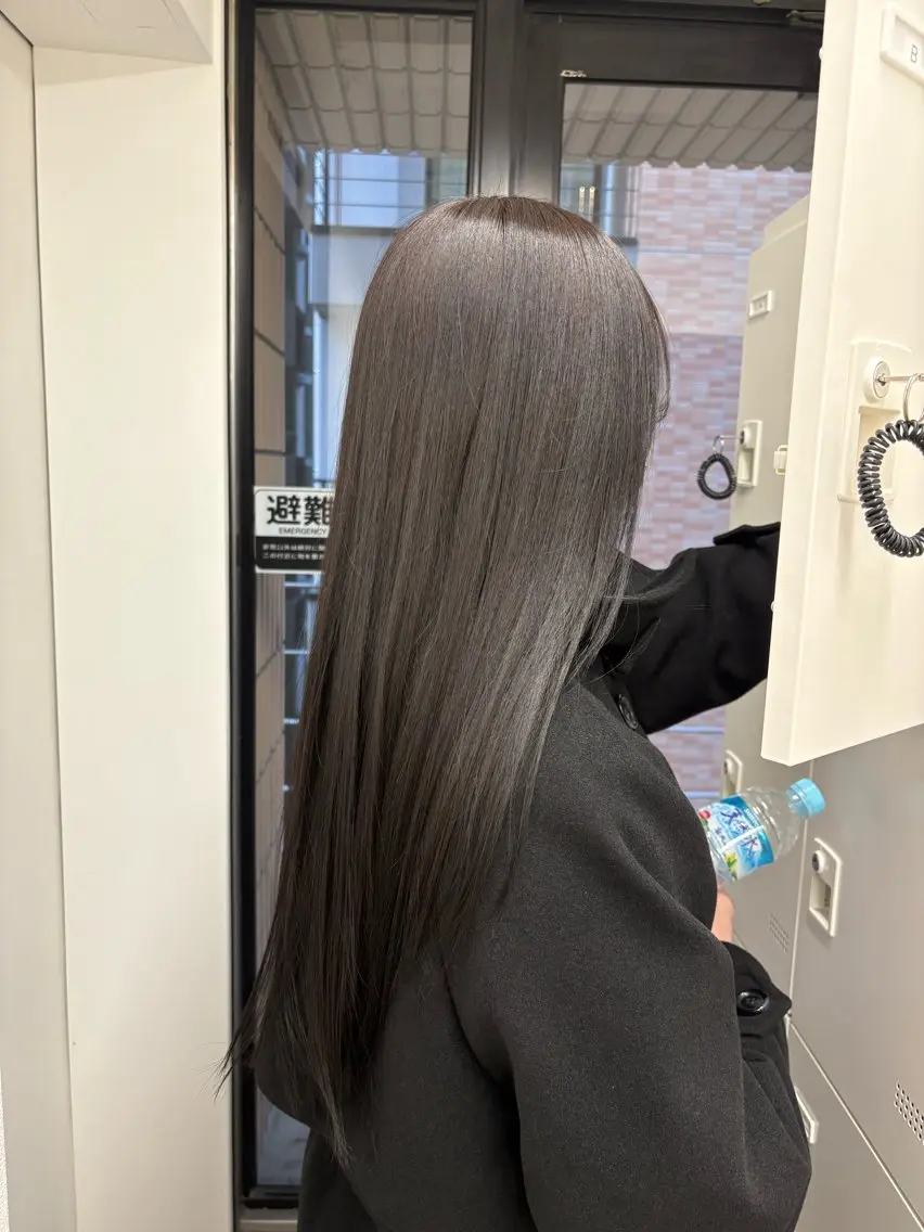 透明感カラー+髪質改善トリートメントの写真