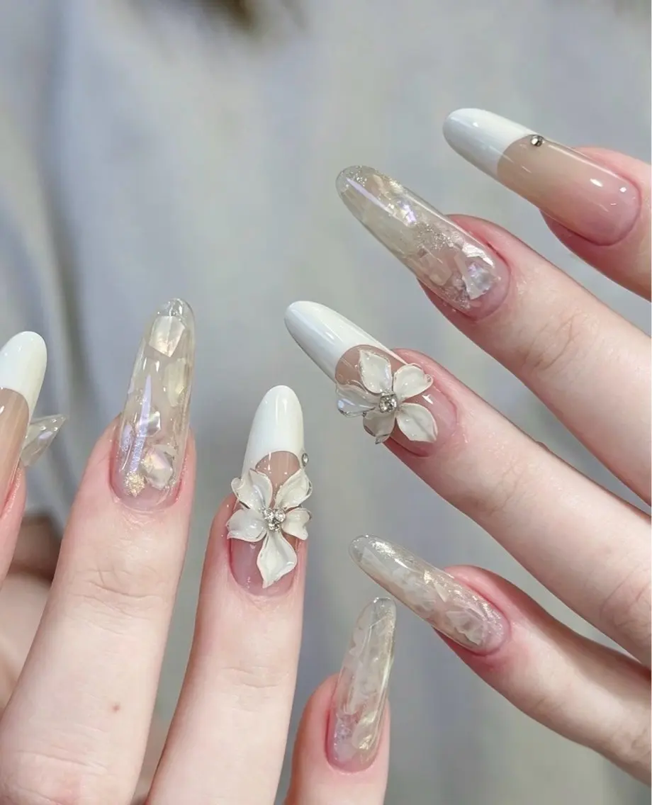 ネイル フレンチネイル ラメ(グリッター) ラメグラデーション マグネットネイル 持ち込み Unicorn Nail原宿表参道のネイルデザイン