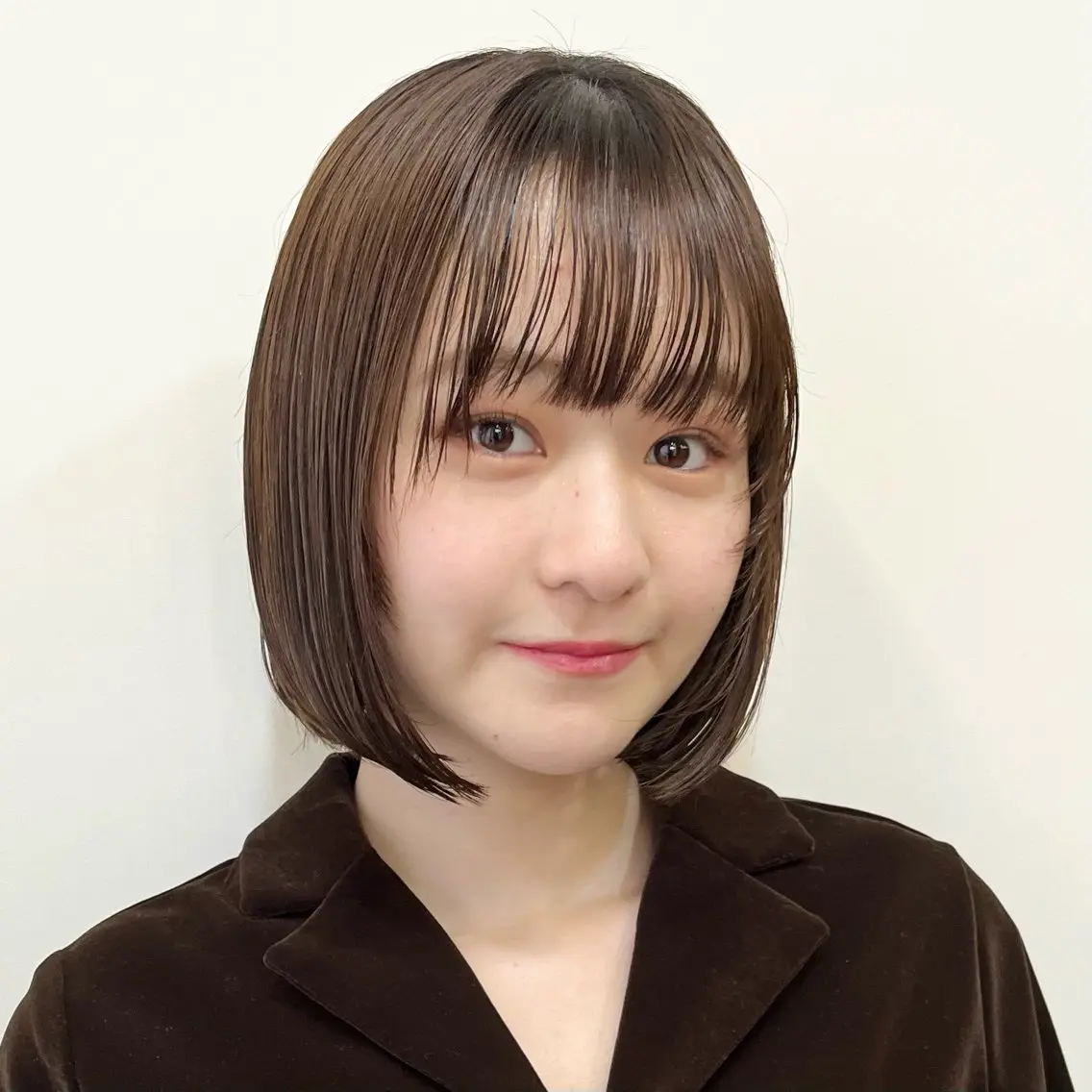 全体カット＋前髪・顔周り縮毛矯正＋保湿trの写真