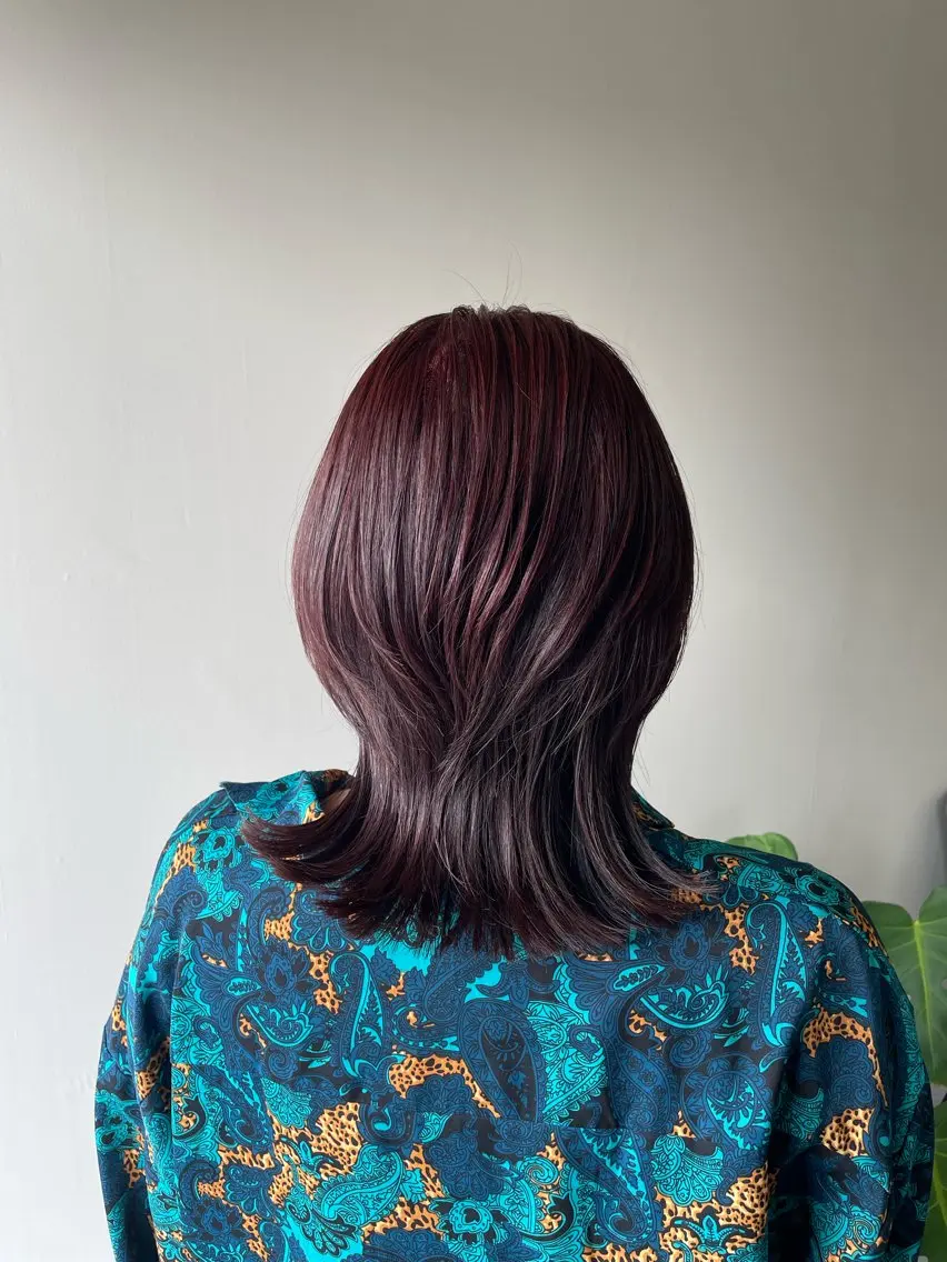 ミディアム ウルフカット カット ヘアカラー Fill mikuのヘアスタイル